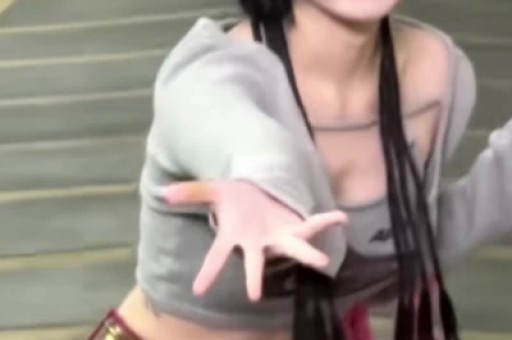 网红直播卖惨翻车虚假深情割韭菜这出戏演砸了! 网红直播卖惨翻车虚假深情割韭菜这出戏演砸了!
